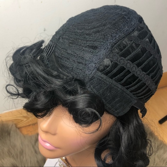 ✨Black Curly Bang full Cap Wig *NWT*✨ main image 8